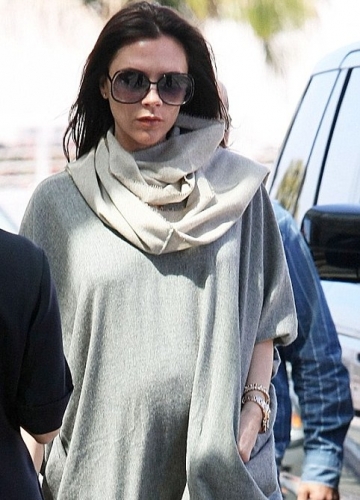 Victoria-Beckham-incinta-look-6.jpg
