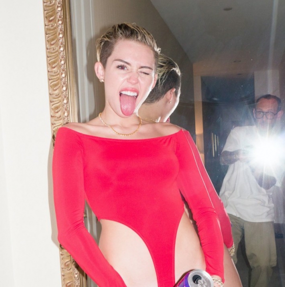 miley cyrus, terry richardson, sinead o' connor, wrecking ball, 23