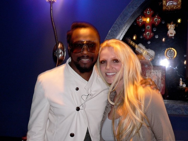 britney spears, will i am, scream and shout, singolo britney will